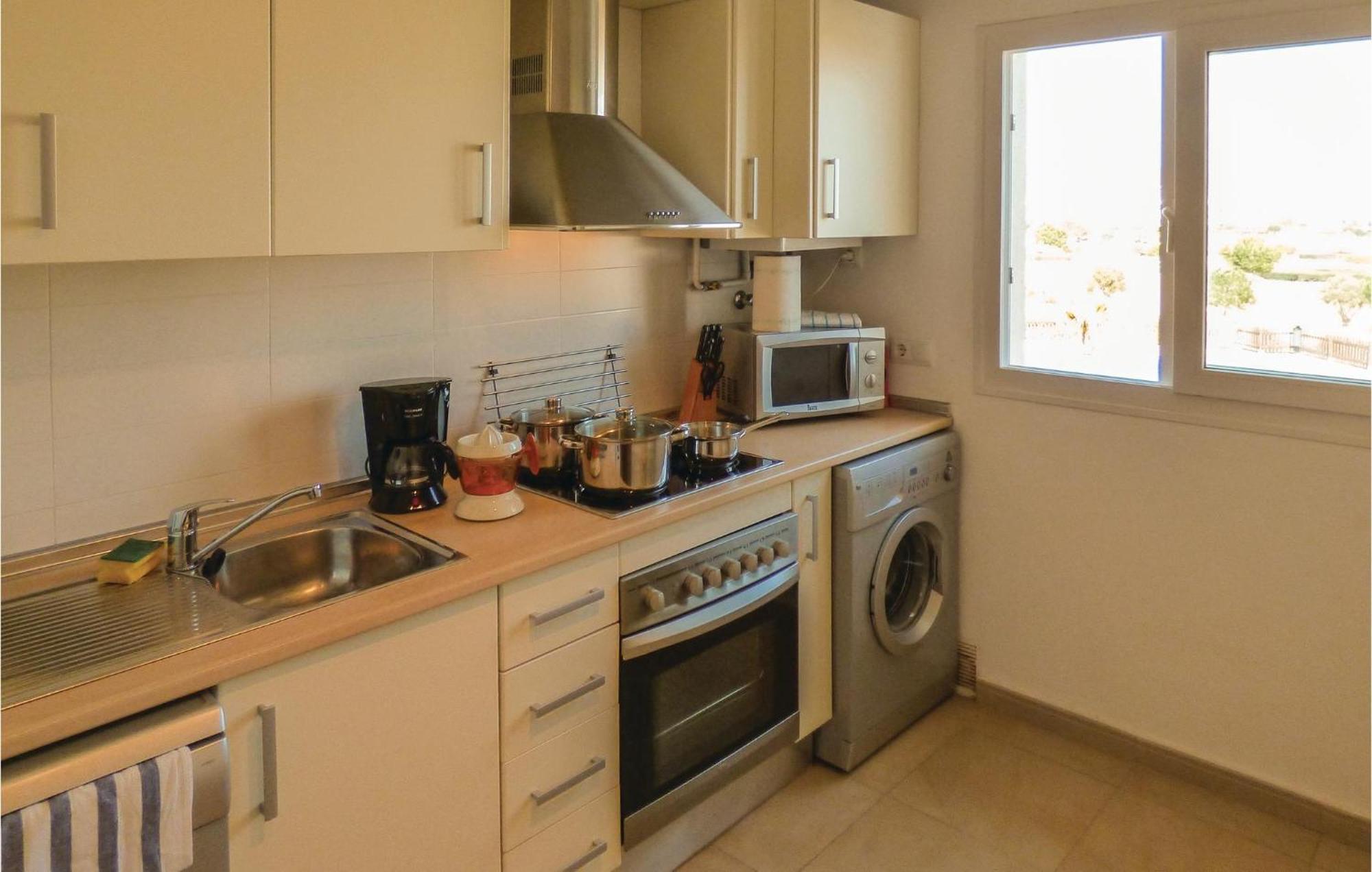 Lovely Apartment In Sucina With Swimming Pool Екстериор снимка
